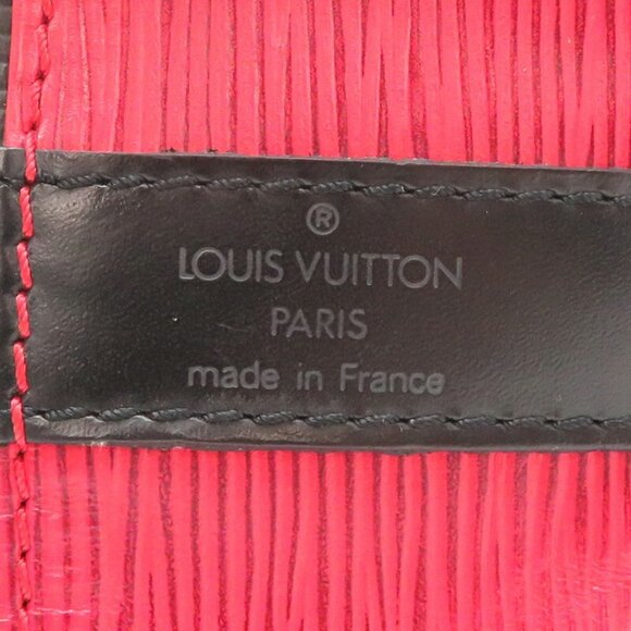 LOUIS VUITTON Red Shoulder Bag - Picture 7 of 10